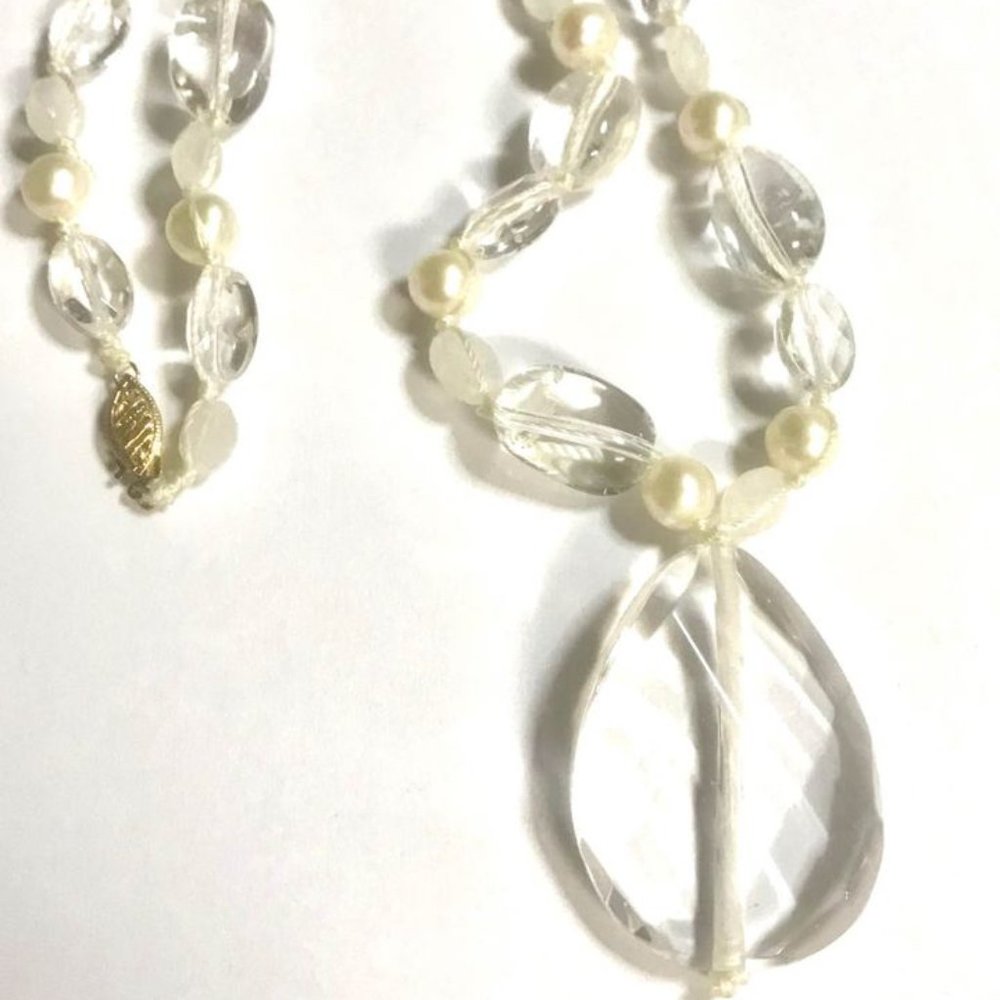 Vintage Crystal Glass and Pearl Necklace 14 KT Gold Clasp